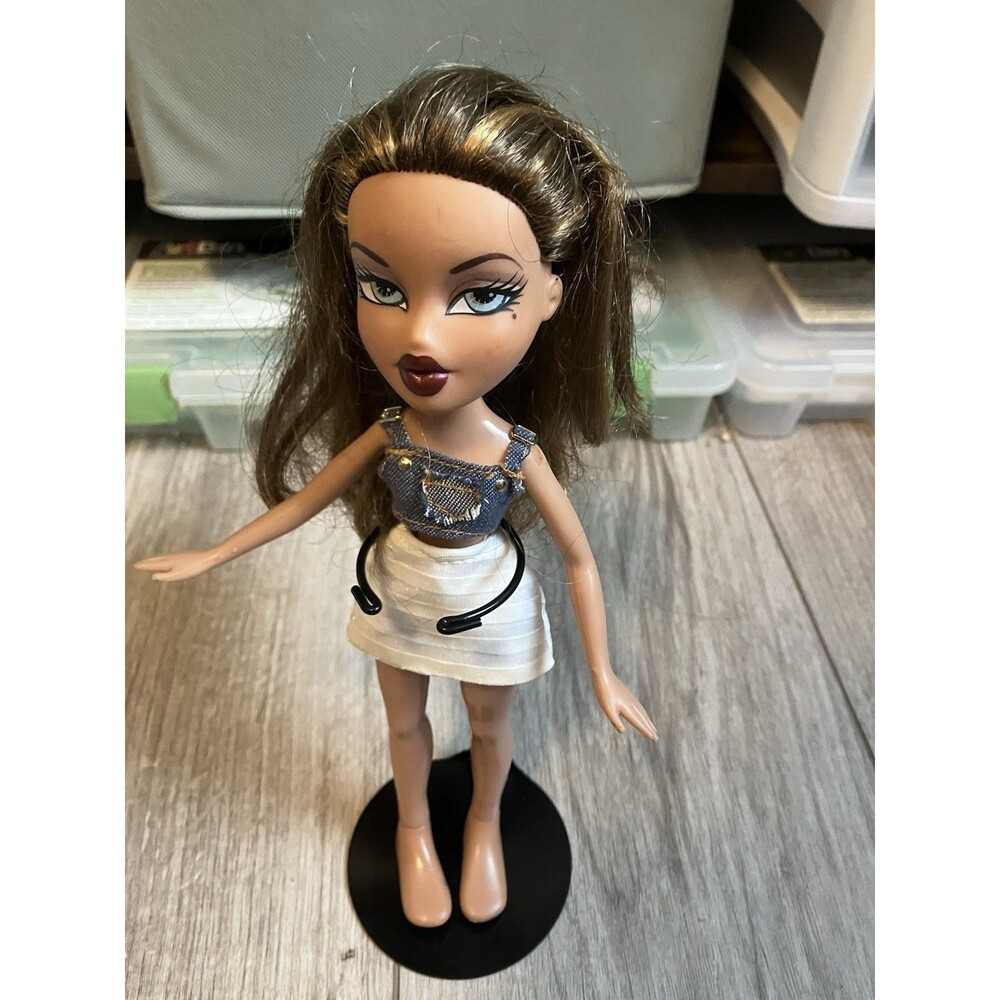 Bratz Yasmin Doll Bare Feet Y2K Redressed Wild Wild West?